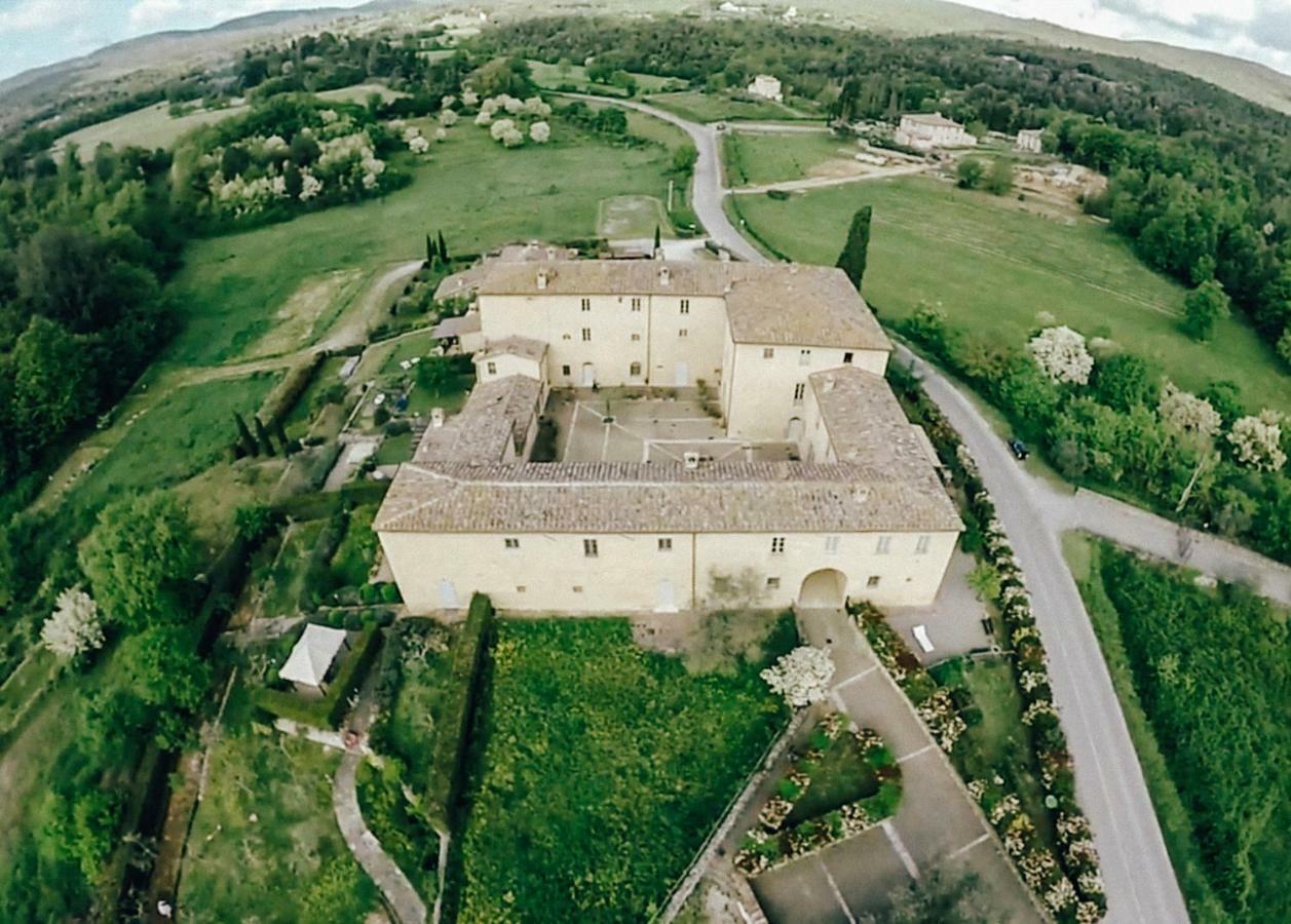 La Senesina Villa Monteriggioni Luaran gambar